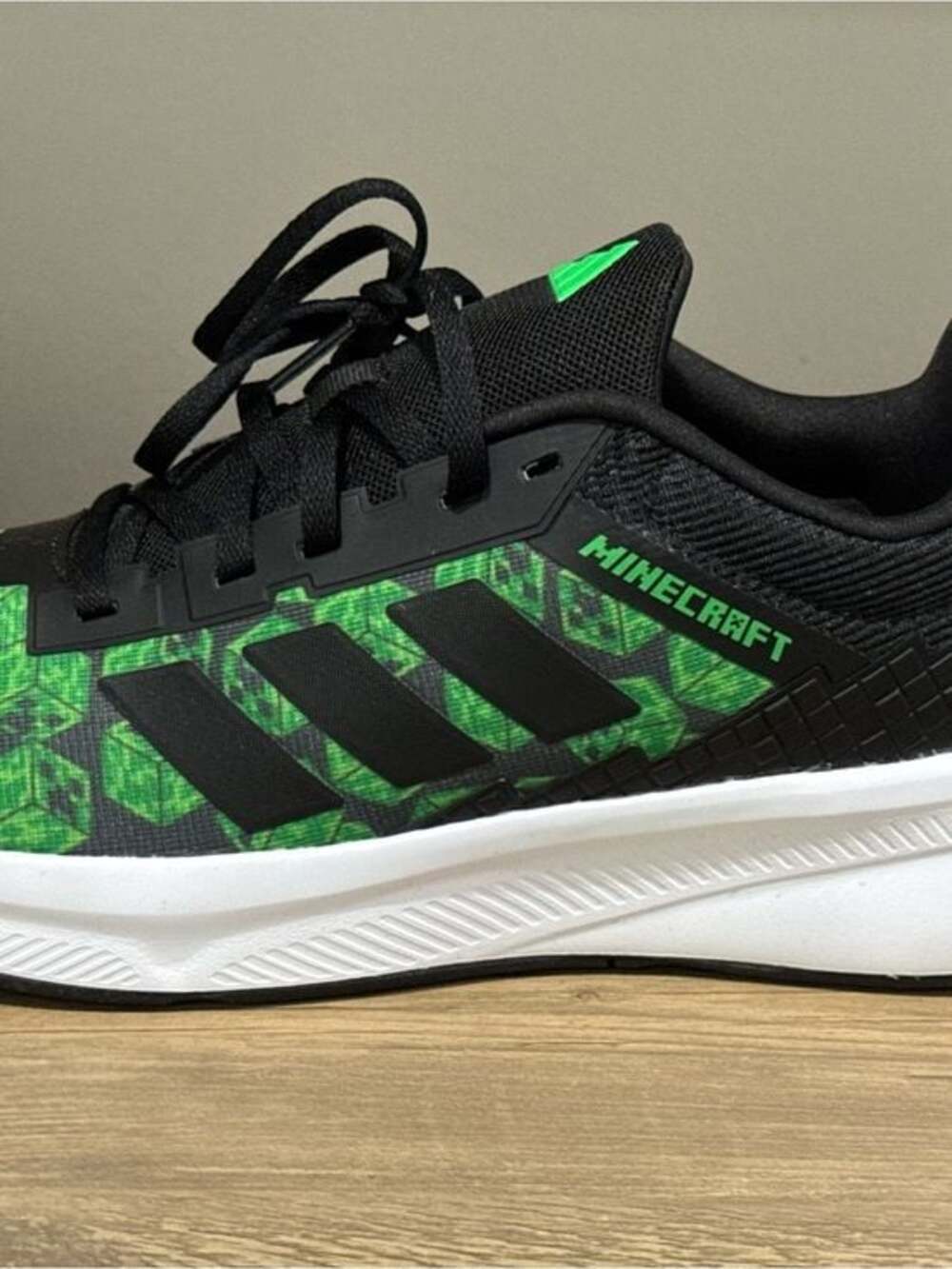 NIB Adidas Minecraft Fortarun 7Y, Green & Black Running Shoes - Picture 2 of 7